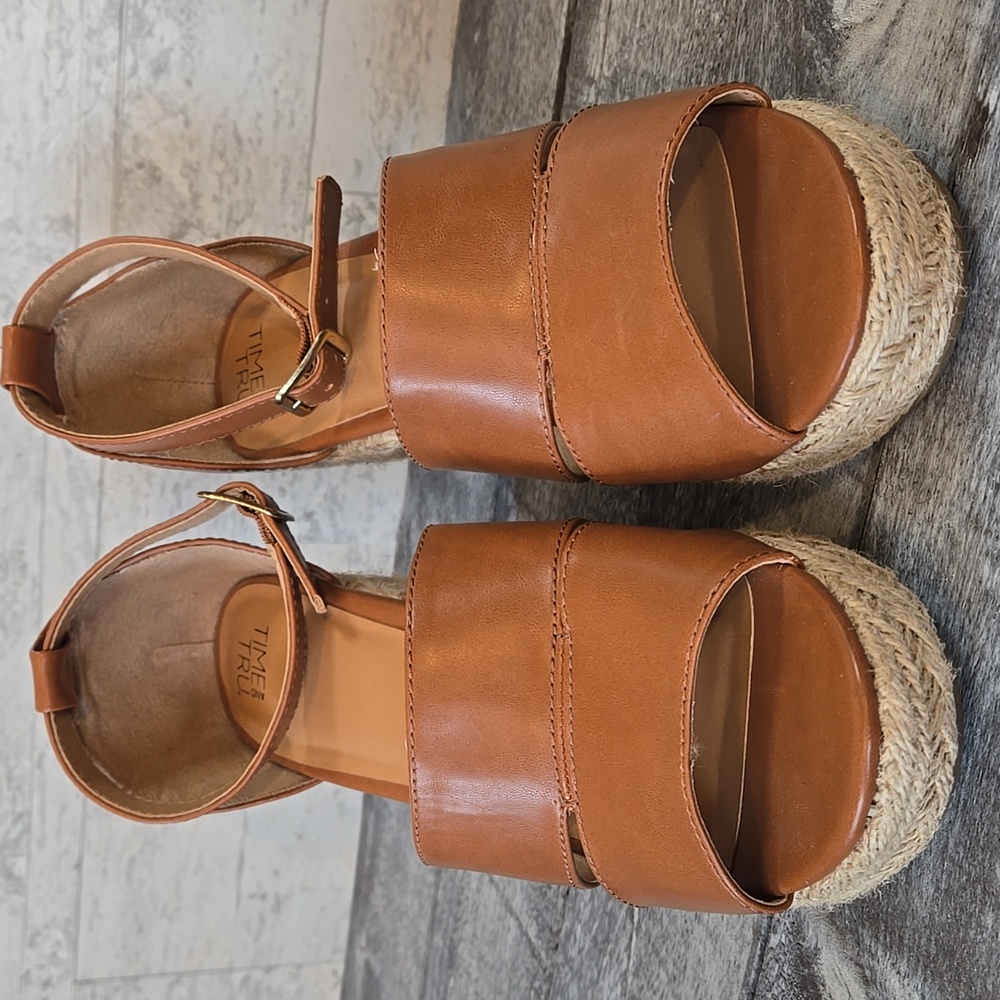 Time And Tru Woven Wedge Tan Brown Sandals Size 8.5 Womans - Picture 3 of 10